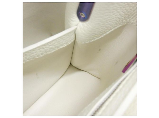 Louis Vuitton Capucines BB Handbag - view 9