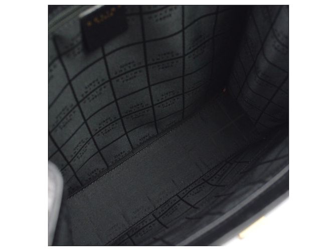 Céline Celine Vintage Turnlock Leather Black - view 3