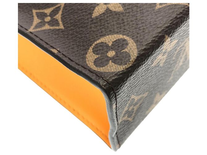 Louis Vuitton Monogram Macassar Pochette Voyage MM Marrom Dourado Amarelo - vista 2