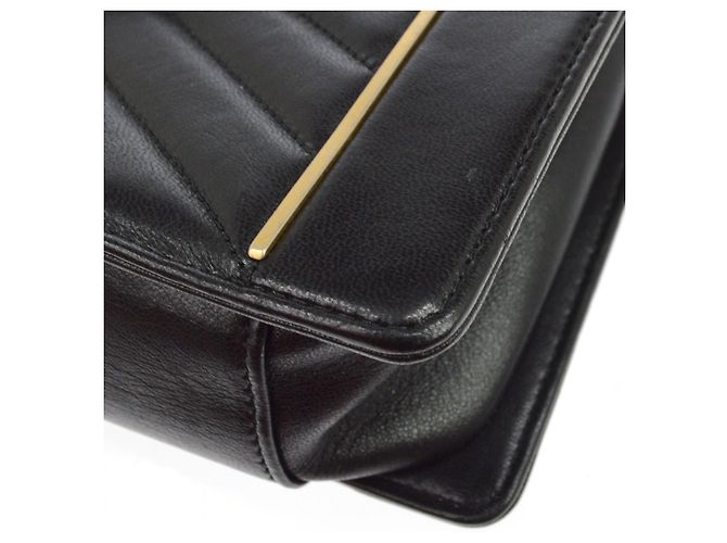 Chanel Reversed Flap Chevron Lambskin Medium Preto - vista 6