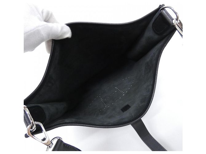 Hermès Hermes Evelyne II GM Shoulder Bag Black - view 7