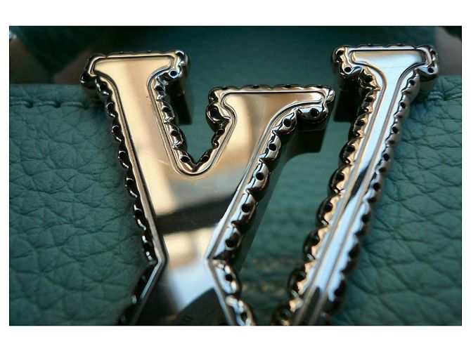 Louis Vuitton Mini Capucines Crafty Edición Limitada Verde Jade M15157 Verde claro - vista 14