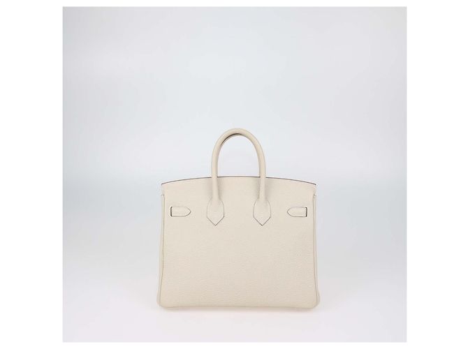 Hermès Borsa Birkin 25 Hermes in pelle Togo Craie con hardware dorato Bianco sporco - vista 3