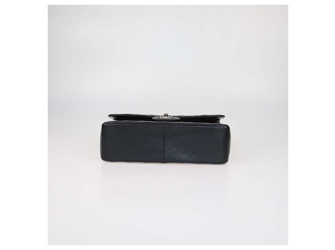Borsa Chanel Jumbo Classic Double Flap in pelle caviar matelassé nera Nero - vista 4