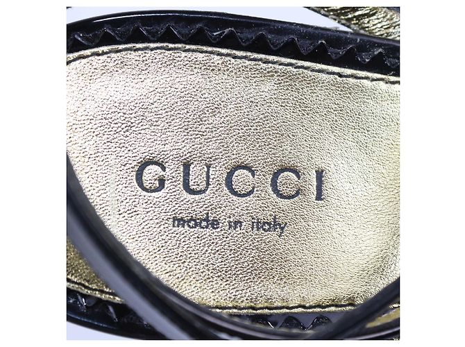 Sandali Gucci in pelle verniciata nera con testa di serpente House e cristalli Nero - vista 6