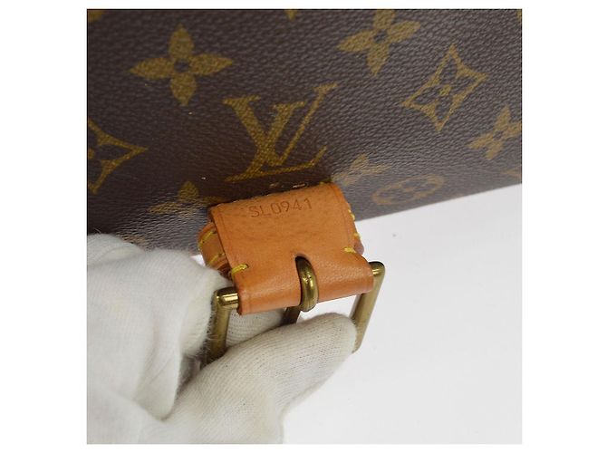 Louis Vuitton Beverly Monogram Canvas GM Marron - vue 5
