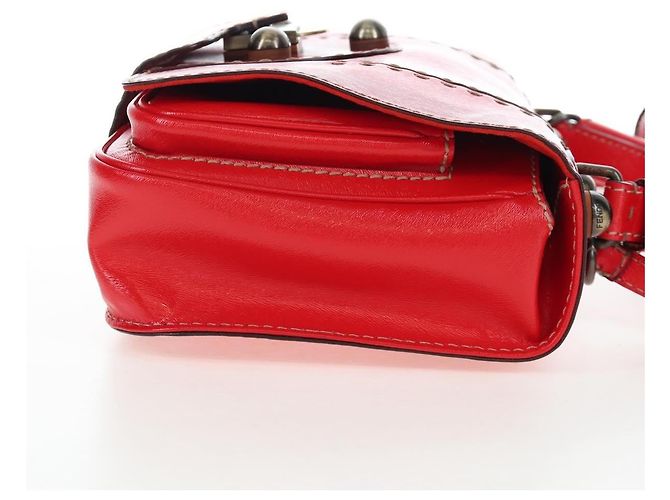 Borsa Convertible Fendi Secret Code F3 in Pelle Testurizzata Rosso - vista 4