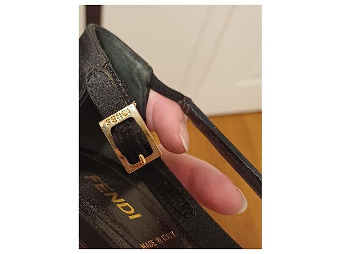 Fendi Satin-Sandalen Schwarz mit Schleife - Ansicht 6
