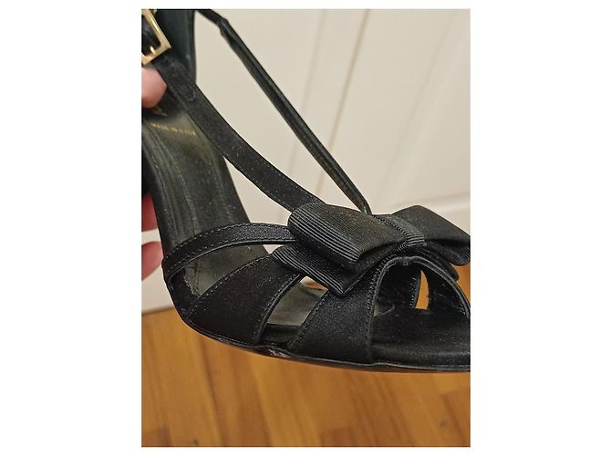 Fendi Satin-Sandalen Schwarz mit Schleife - Ansicht 7