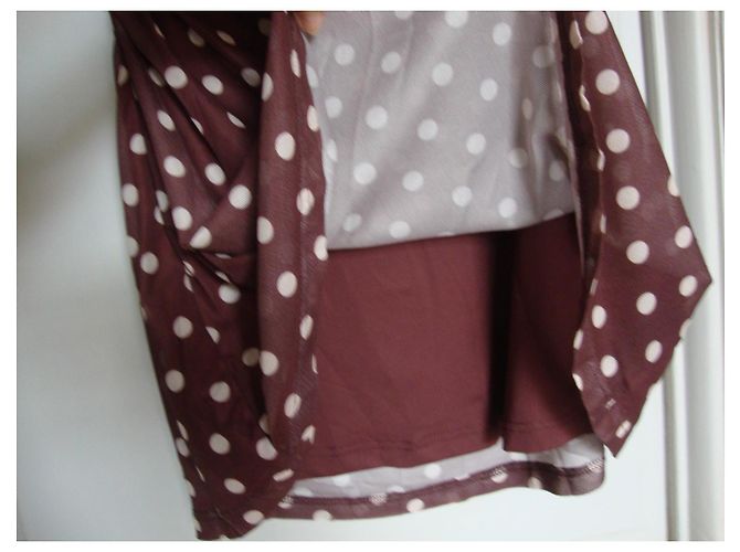 Autre Marque Vestido Curto Bordô com Bolinhas Branco Bordeaux - vista 2