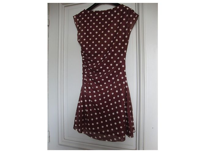 Autre Marque Vestido Curto Bordô com Bolinhas Branco Bordeaux - vista 6