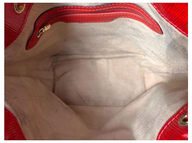 Noe Louis Vuitton Noé Beuteltasche • Rotes Epi-Leder • Authentisches Vintage Gold hardware - Ansicht 17