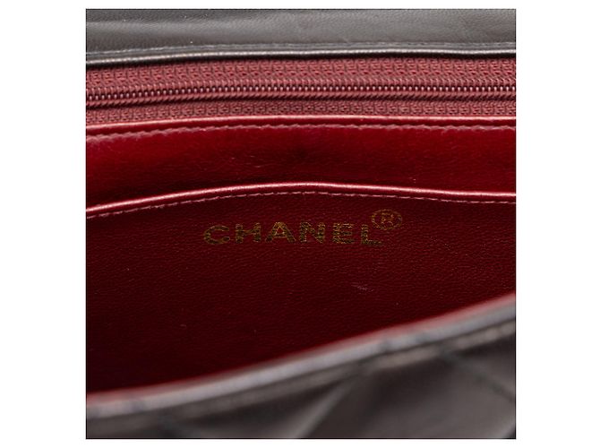 Borsa a tracolla Chanel XL CC trapuntata in pelle d'agnello nera, quadrata con patta singola Nero - vista 6