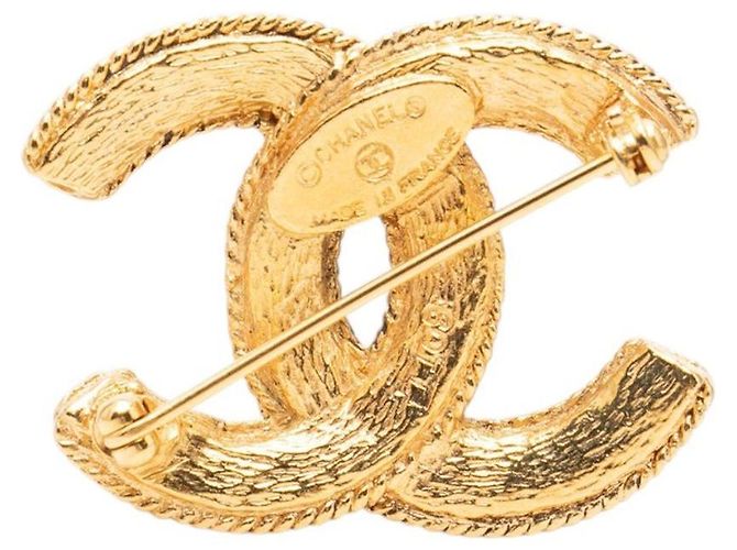 Broche de filigrana Chanel CC chapado en oro Dorado - vista 2