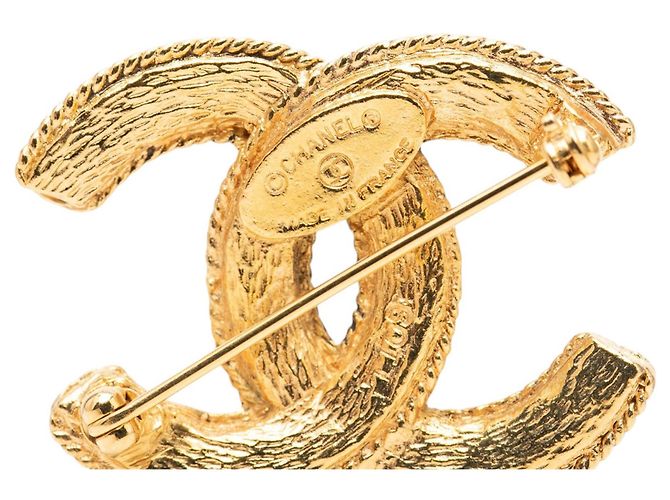 Broche de filigrana Chanel CC chapado en oro Dorado - vista 3