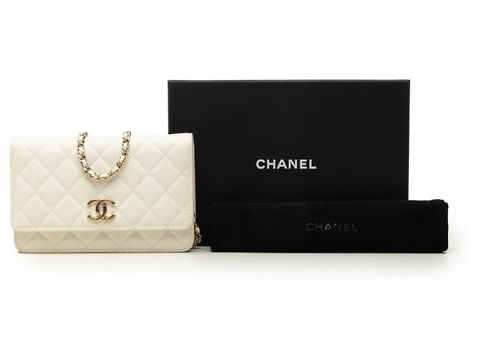 Borsa a tracolla Chanel CC Quilted Caviar Wallet On Chain Bianca Bianco - vista 7