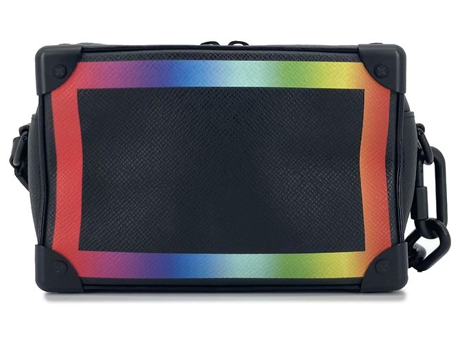 Borsa a tracolla Louis Vuitton Taiga Rainbow Soft Trunk Nera Nero - vista 2