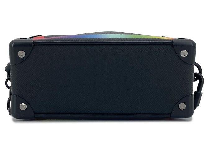 Borsa a tracolla Louis Vuitton Taiga Rainbow Soft Trunk Nera Nero - vista 3