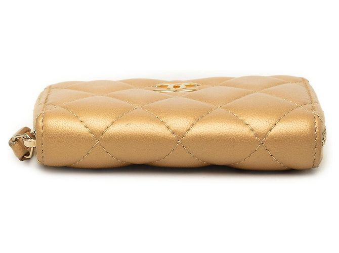 Portamonete Zippy Chanel CC in pelle di agnello matelassé dorata D'oro - vue 3