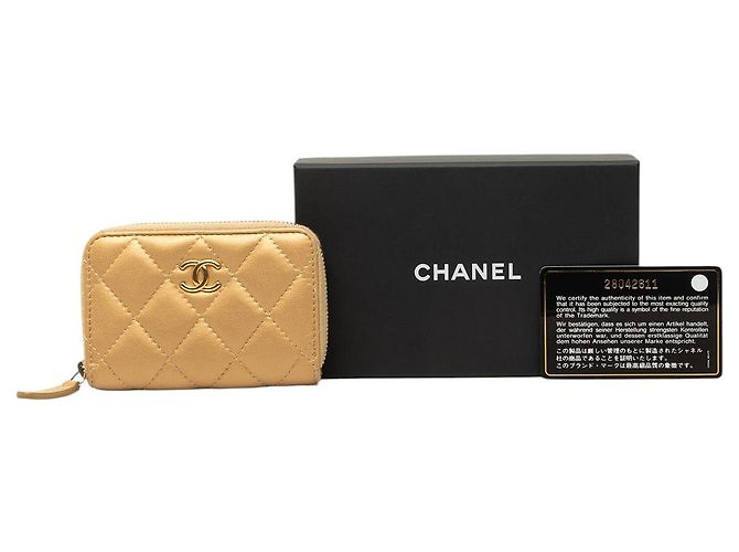 Portamonete Zippy Chanel CC in pelle di agnello matelassé dorata D'oro - vue 7