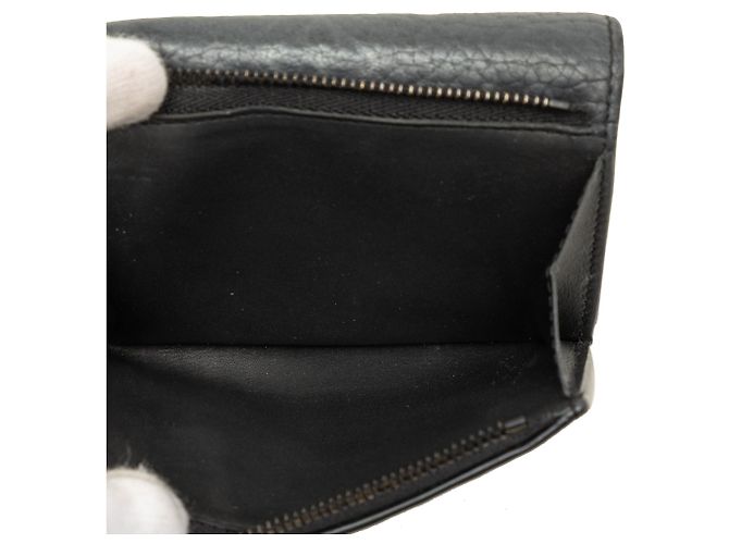 Black Louis Vuitton Monogram Taurillon Slender Pilot Wallet Small Wallets - view 4