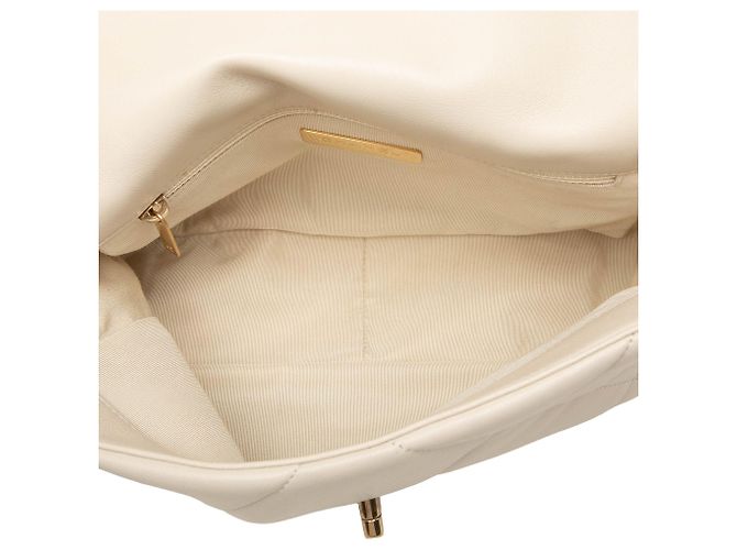 Bolso Chanel 19 Flap Medium de piel de cordero marrón Castaño - vista 4