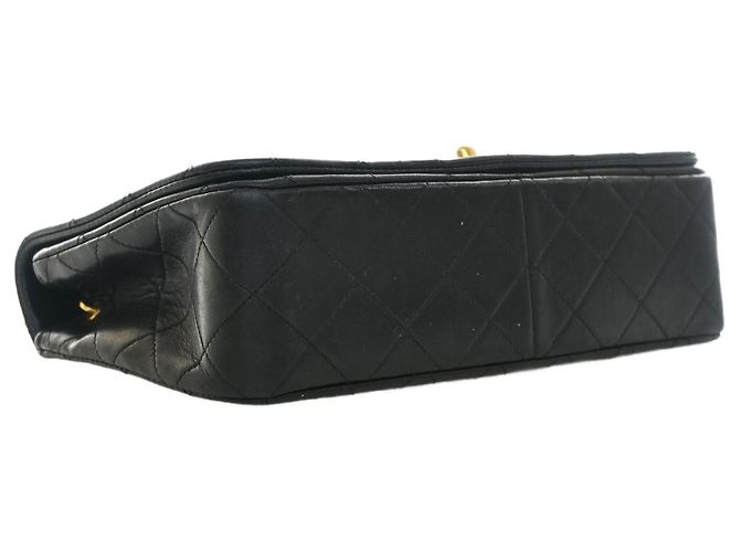 Schwarze Chanel CC gesteppte Lammleder Umhängetasche mit Drehverschluss, Full Single Flap - Ansicht 15