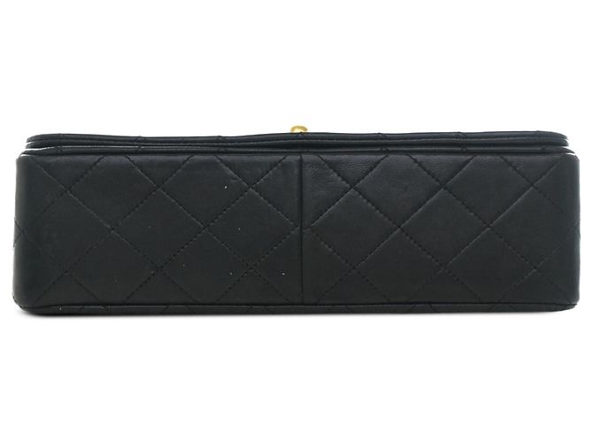 Schwarze Chanel CC gesteppte Lammleder Umhängetasche mit Drehverschluss, Full Single Flap - Ansicht 3