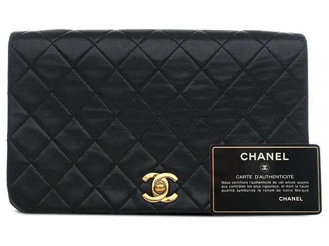 Schwarze Chanel CC gesteppte Lammleder Umhängetasche mit Drehverschluss, Full Single Flap - Ansicht 6