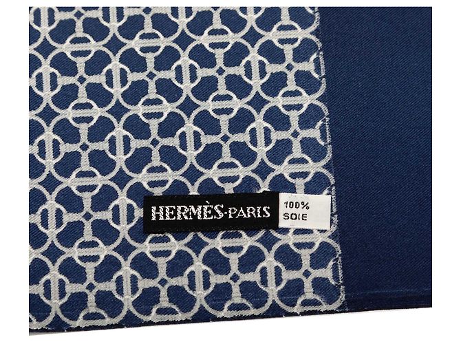 Blauer Hermès geometrischer Seidenschal mit Fransen 140 Scarves - Ansicht 4