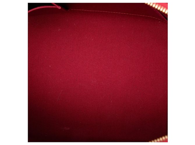 Bolso Louis Vuitton Monogram Vernis Bellevue PM rojo Roja - vista 4