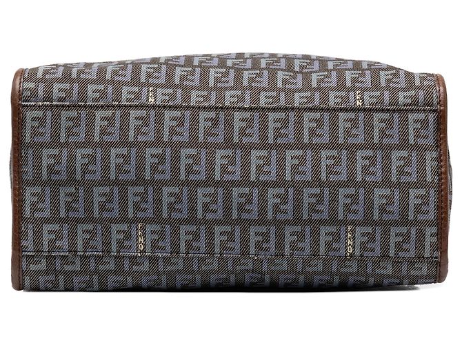 Fendi Zucchino Handtasche aus grauem Denim - Ansicht 3