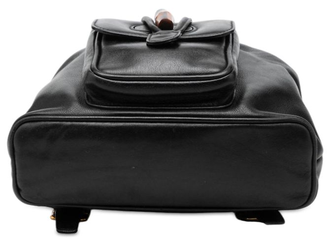 Bamboo Mini mochila Gucci em couro de bezerro preto com cordão e bambu - vista 3