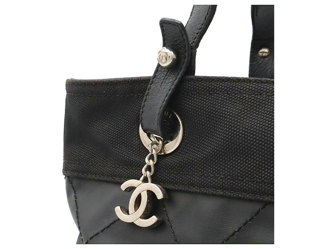 Saco Chanel Paris Biarritz Tote MM Preto - vista 10