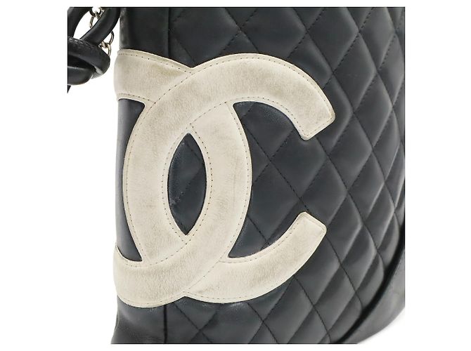 CHANEL Cambon Line Coco Mark Medium Pochette Schultertasche Schwarz Weiß - Ansicht 10