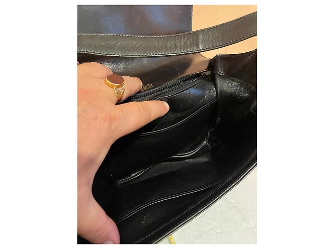 Borsa a tracolla Gucci in pelle nera Nero - vista 9