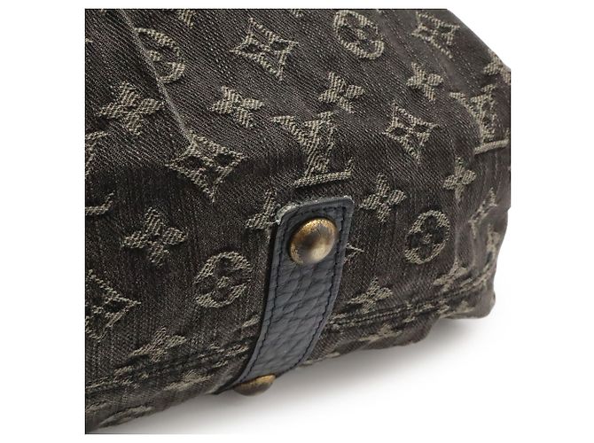 Saco Tote Louis Vuitton Monogram Denim Neo Cavi MM Preto Monograma - vista 10