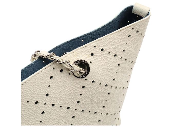 Chanel Perforierte Tote Bag Blau Roh - Ansicht 8