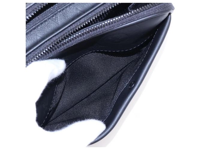 Louis Vuitton Monogram Shadow Alpha Wearable Wallet Nero - vista 11
