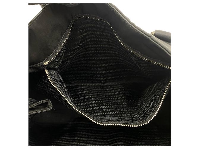 Borsa Tote Prada in nylon Tessuto Pocono e pelle con logo triangolare Nero - vista 10