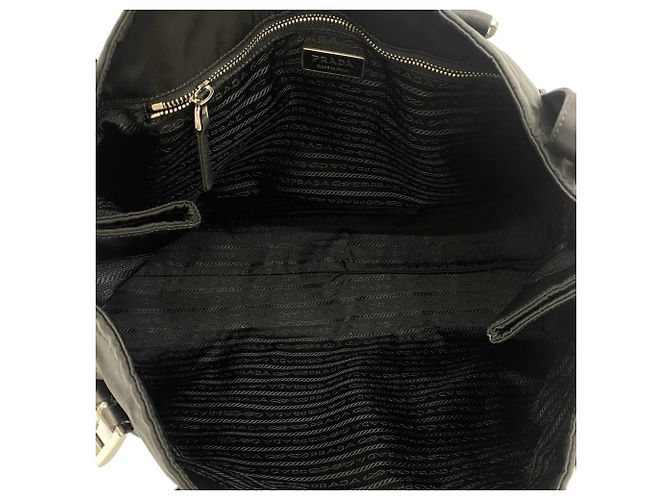 Borsa Tote Prada in nylon Tessuto Pocono e pelle con logo triangolare Nero - vista 9