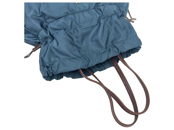 Borsa Tote in nylon Tessuto Pocono e pelle con coulisse e logo Prada Marrone Blu - vista 4