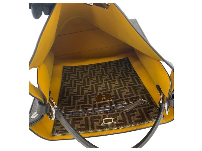 Borsa a mano/Borsa a tracolla Fendi Peekaboo X-Lite in pelle Marrone - vista 9