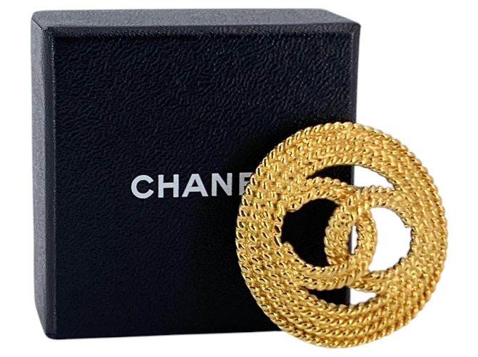 Timeless Chanel Vintage Gold Metal CC Twisted Rope Große Brosche Golden - Ansicht 2