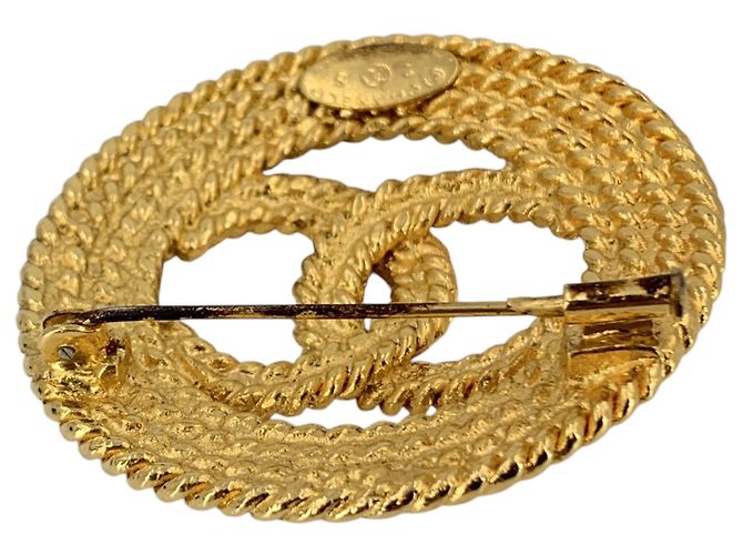 Timeless Chanel Vintage Gold Metal CC Twisted Rope Große Brosche Golden - Ansicht 5