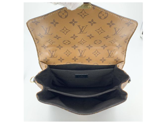 Louis Vuitton Borsa a tracolla Pochette Metis Reverse in tela marrone - vista 5