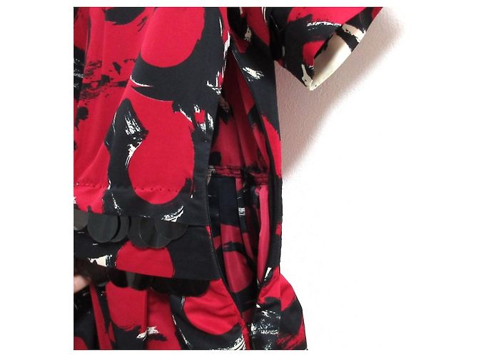 Vestido Moschino Roja - vista 4