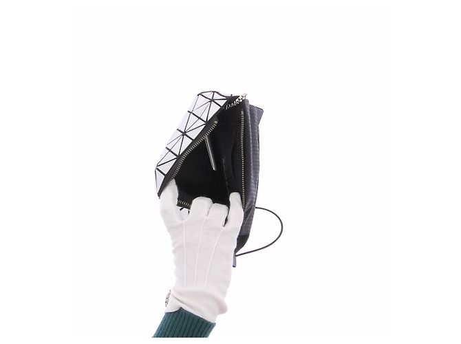 Issey Miyake "BaoBao" Clutch schwarz und silber - Ansicht 6