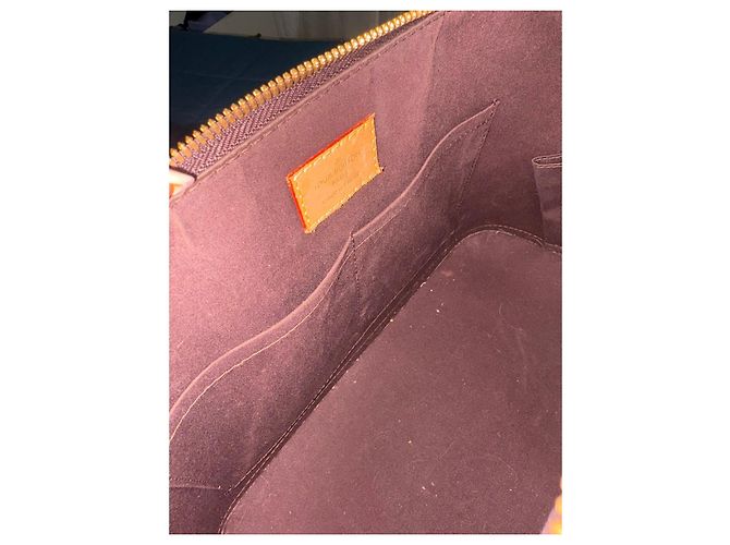 Louis Vuitton Alma BB Monogram Vernis Bordò - vista 5