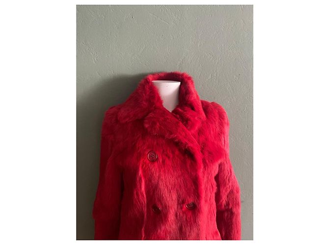 Cacharel red fur coat - view 4